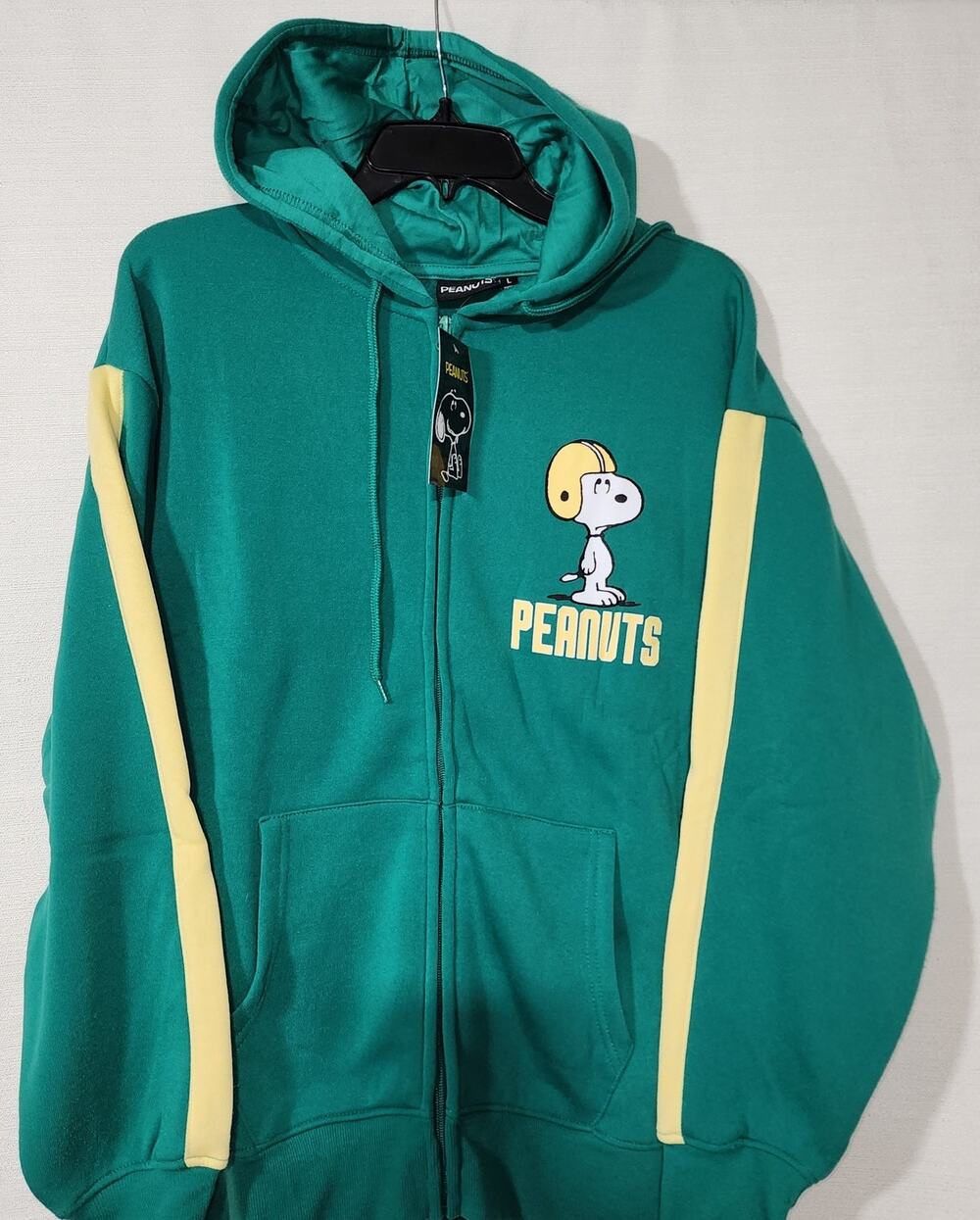Snoopy green Hoodie men's size Large NWT